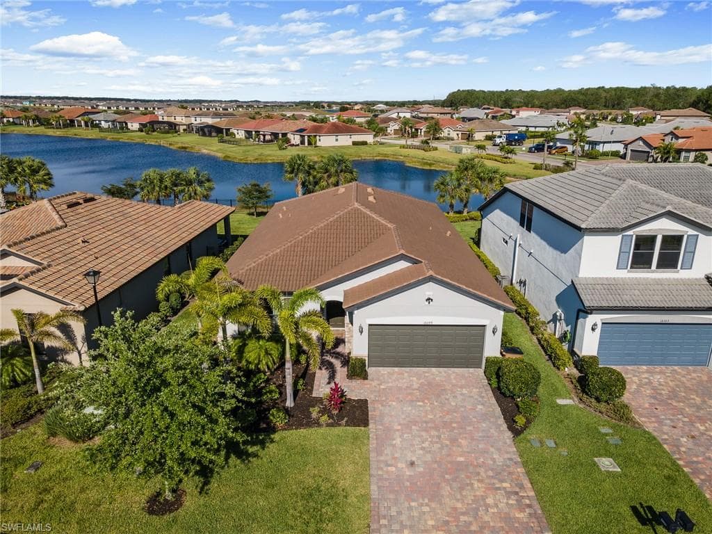 16099 Mistflower DR ALVA, FL 33920