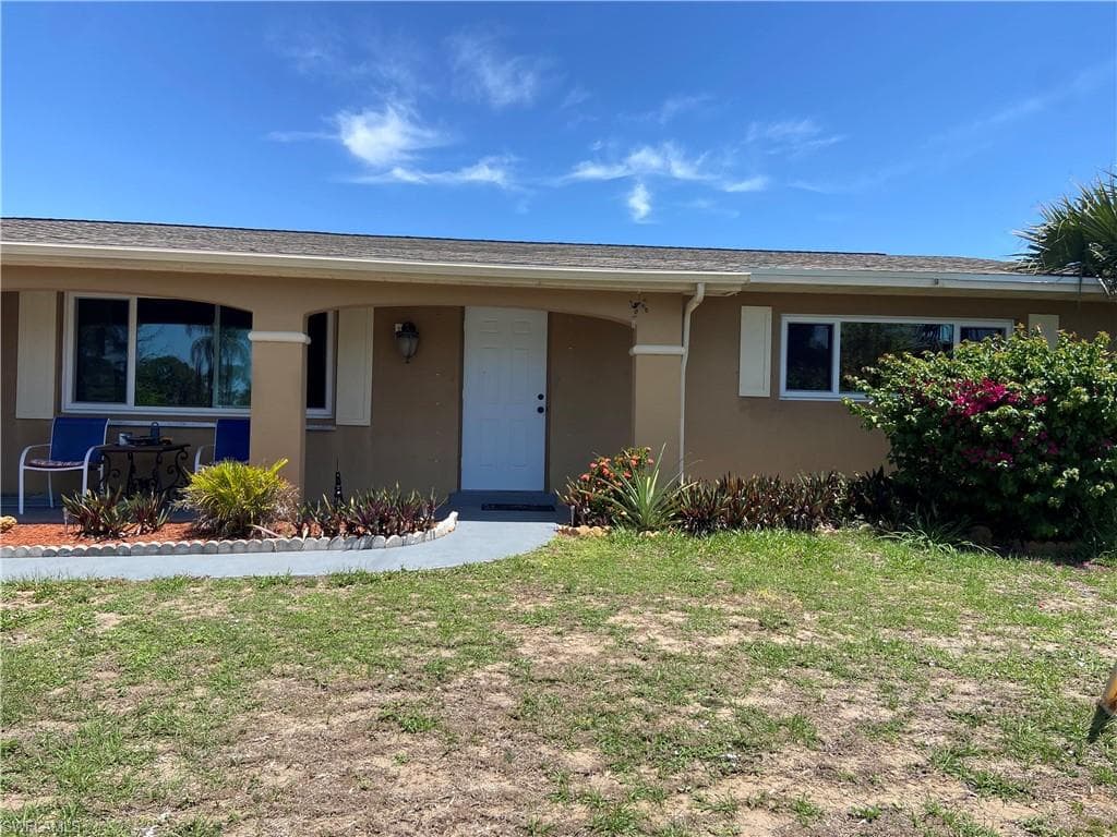 1112 Rushmore AVE S LEHIGH ACRES, FL 33936