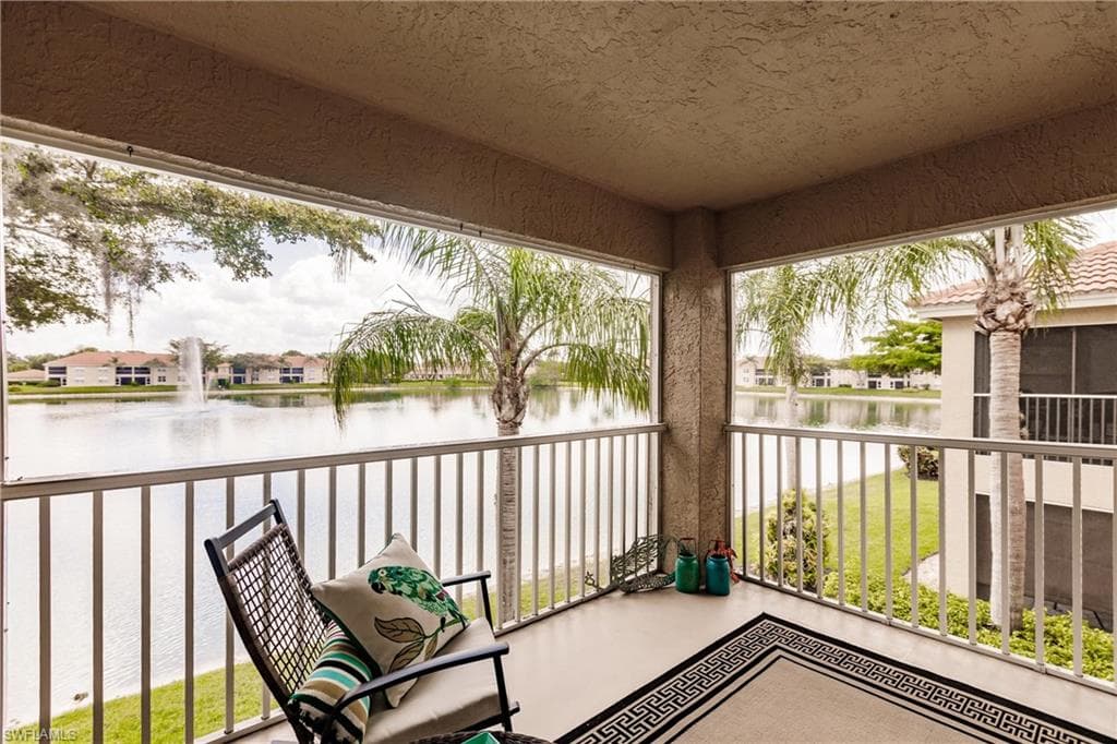 6512 Huntington Lakes CIR 7-202 NAPLES, FL 34119