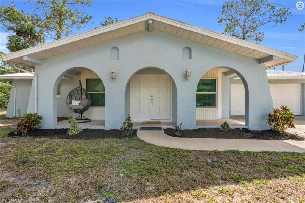 1614 State AVE LEHIGH ACRES, FL 33972