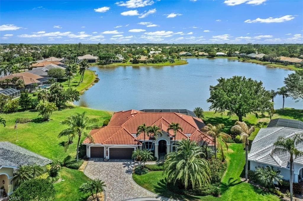 2039 Castle Garden LN NAPLES, FL 34110