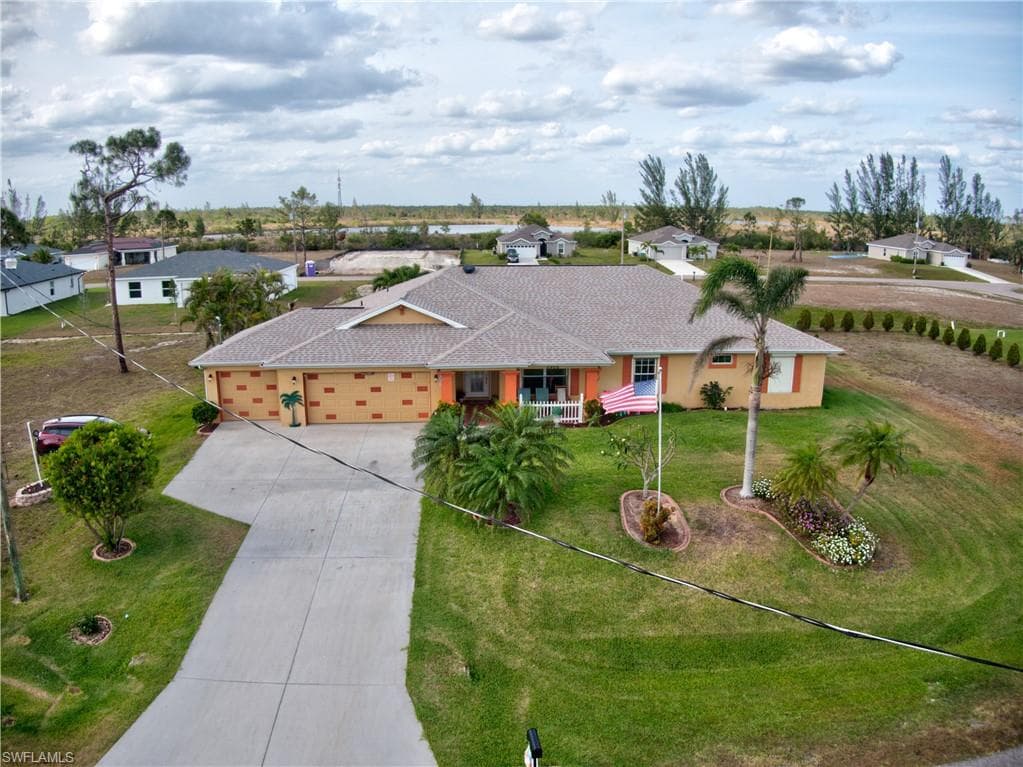 2909 NW 26th TER CAPE CORAL, FL 33993