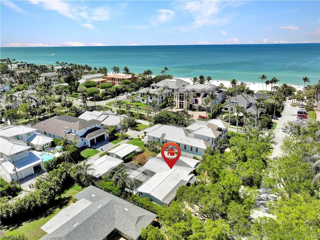 130 1st AVE N NAPLES, FL 34102
