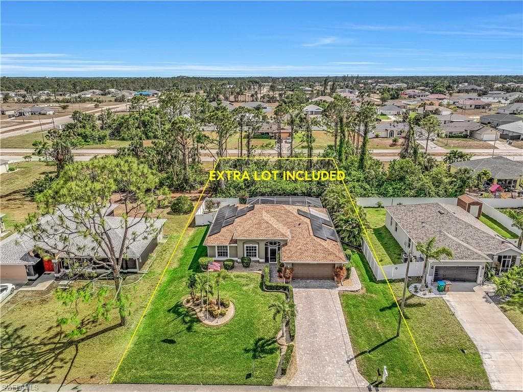 1528 NE 34th LN CAPE CORAL, FL 33909