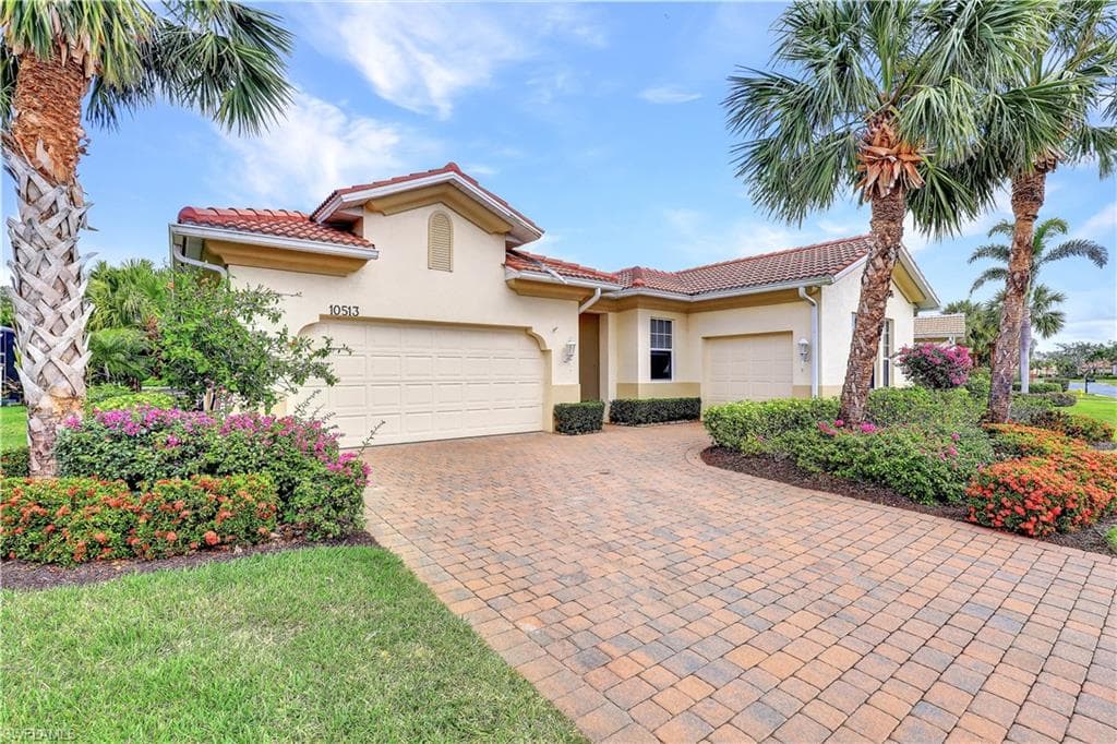 10513 Bellagio DR FORT MYERS, FL 33913