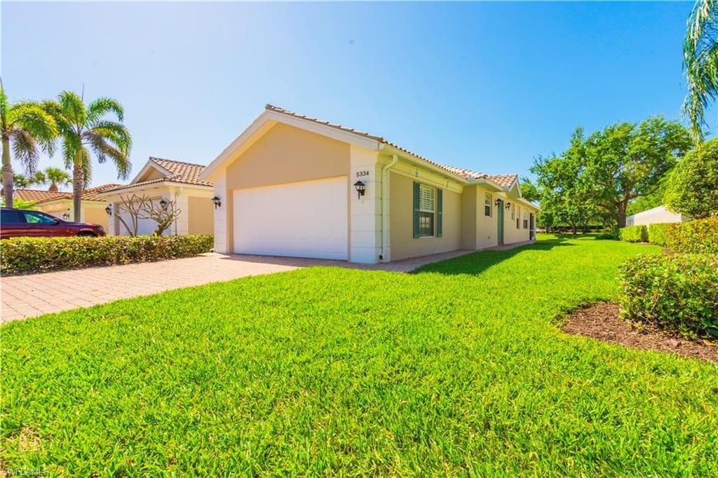 5334 Guadeloupe WAY NAPLES, FL 34119