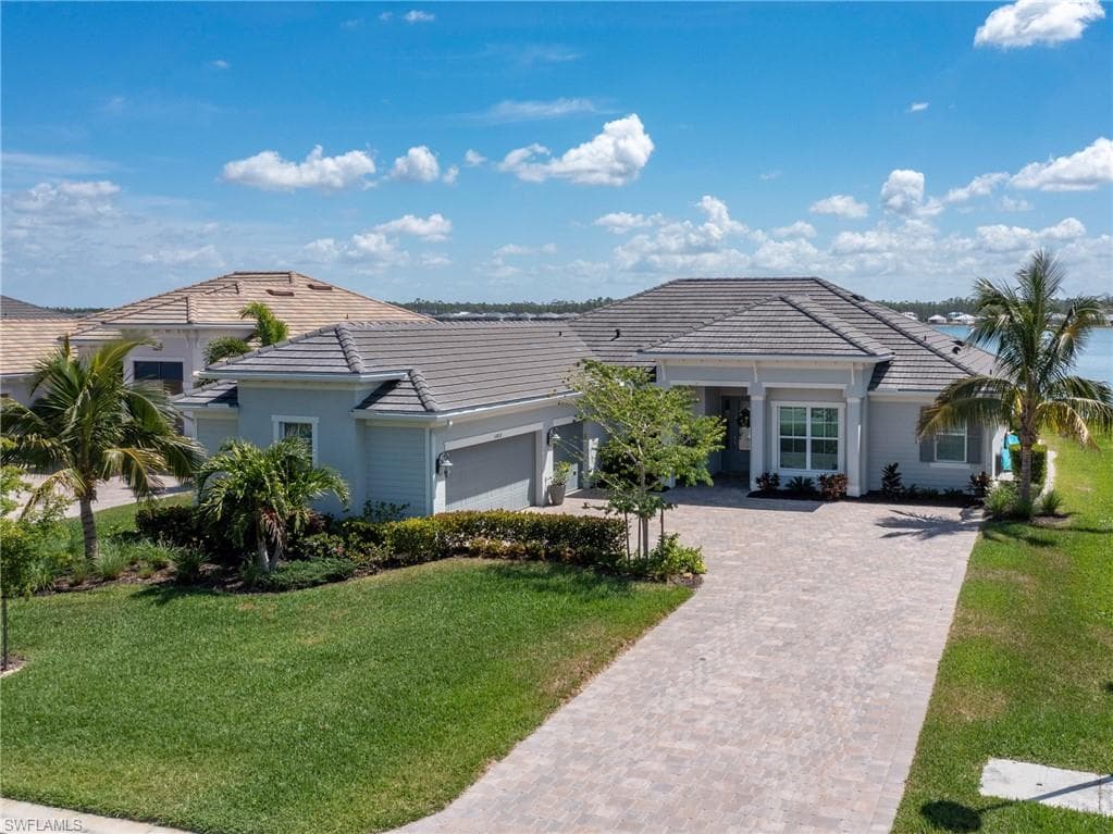 14852 Blue Bay CIR FORT MYERS, FL 33913