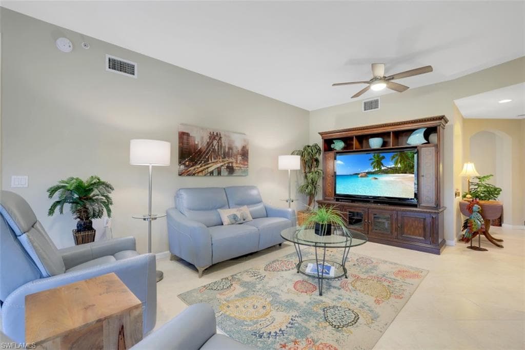 10070 Valiant CT 101 MIROMAR LAKES, FL 33913