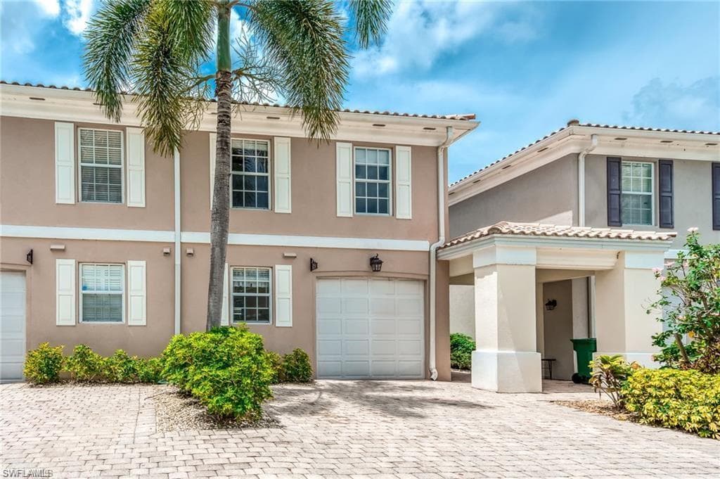 5778 Cove CIR 21 NAPLES, FL 34119