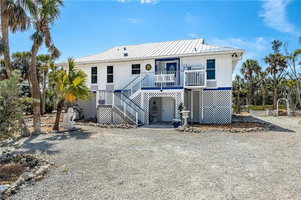 9465 Coventry CT SANIBEL, FL 33957