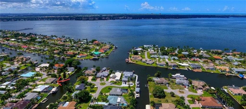 5620 Del Rio CT CAPE CORAL, FL 33914