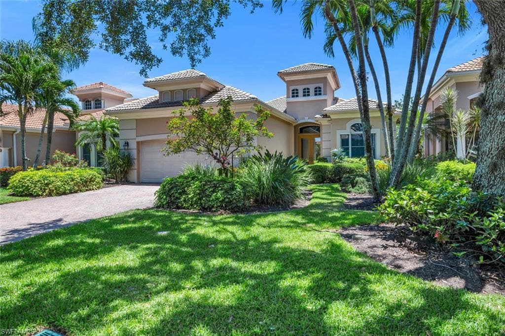892 Villa Florenza DR NAPLES, FL 34119