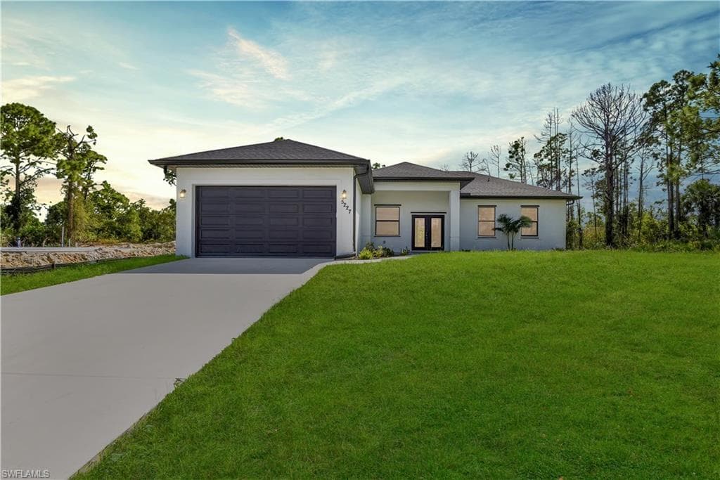 5227 2nd ST W LEHIGH ACRES, FL 33971