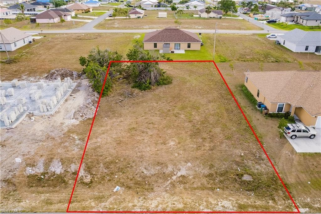 921 Andalusia BLVD CAPE CORAL, FL 33909
