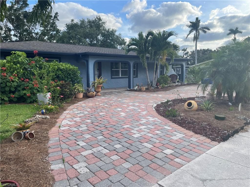 1338 Bradford RD FORT MYERS, FL 33901