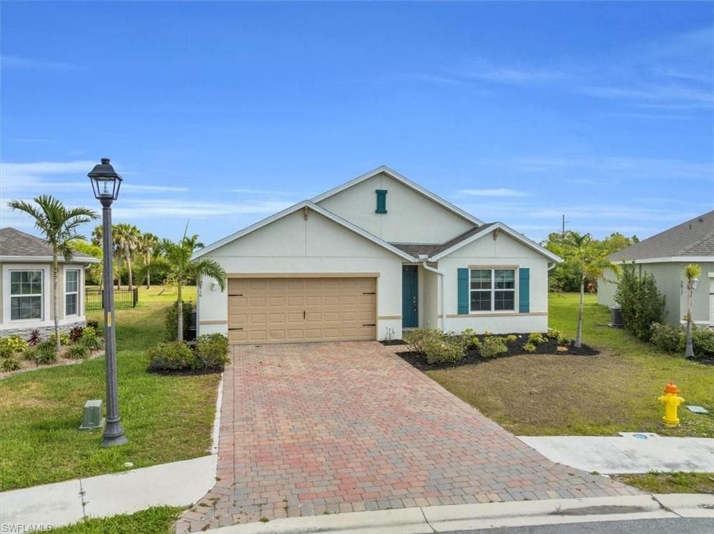 2816 Zaragoza CT CAPE CORAL, FL 33909