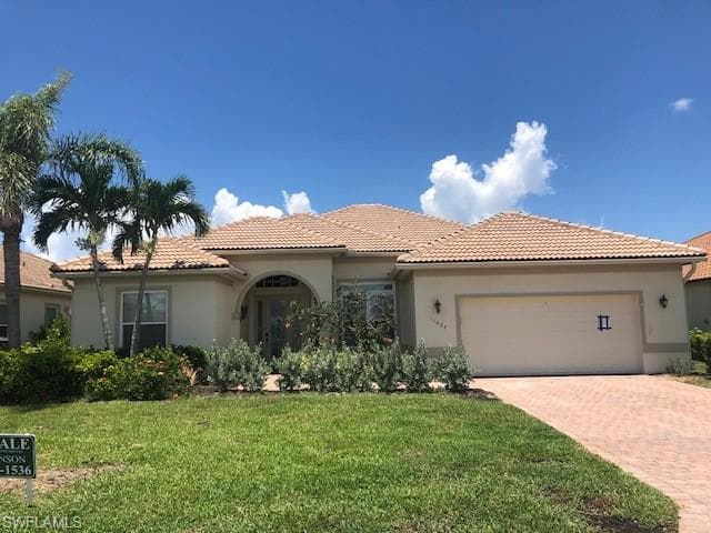 11027 Sea Tropic LN FORT MYERS, FL 33908