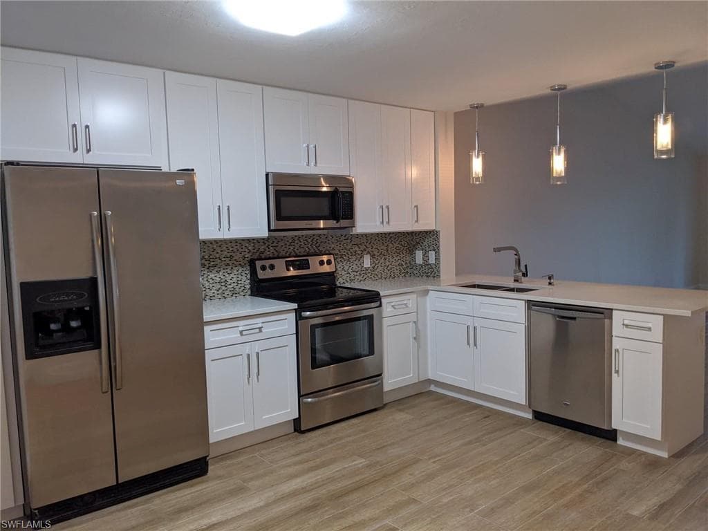 7737 Jewel LN 202 NAPLES, FL 34109