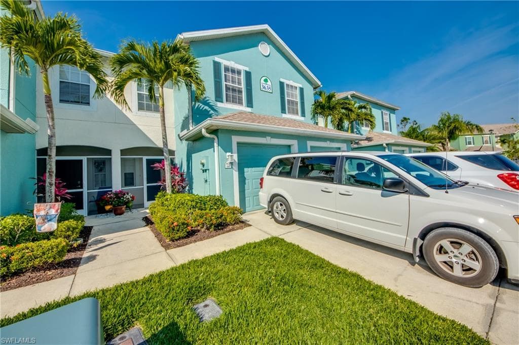 3635 Pine Oak CIR 105 FORT MYERS, FL 33916