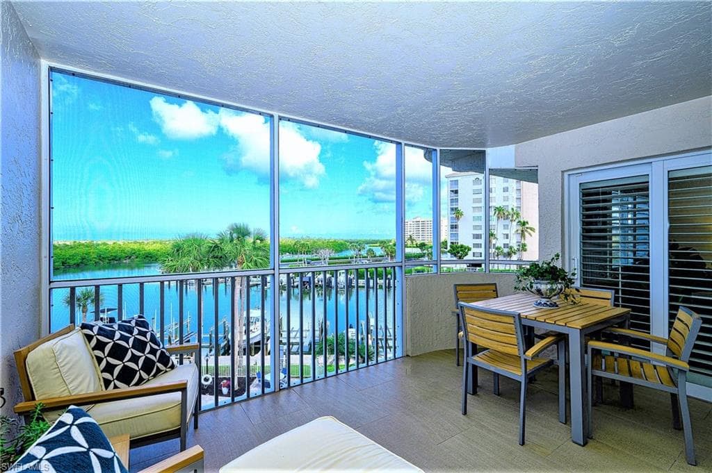 12945 Vanderbilt DR 406 NAPLES, FL 34110