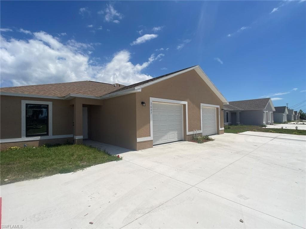 3607 SW 8th PL CAPE CORAL, FL 33914