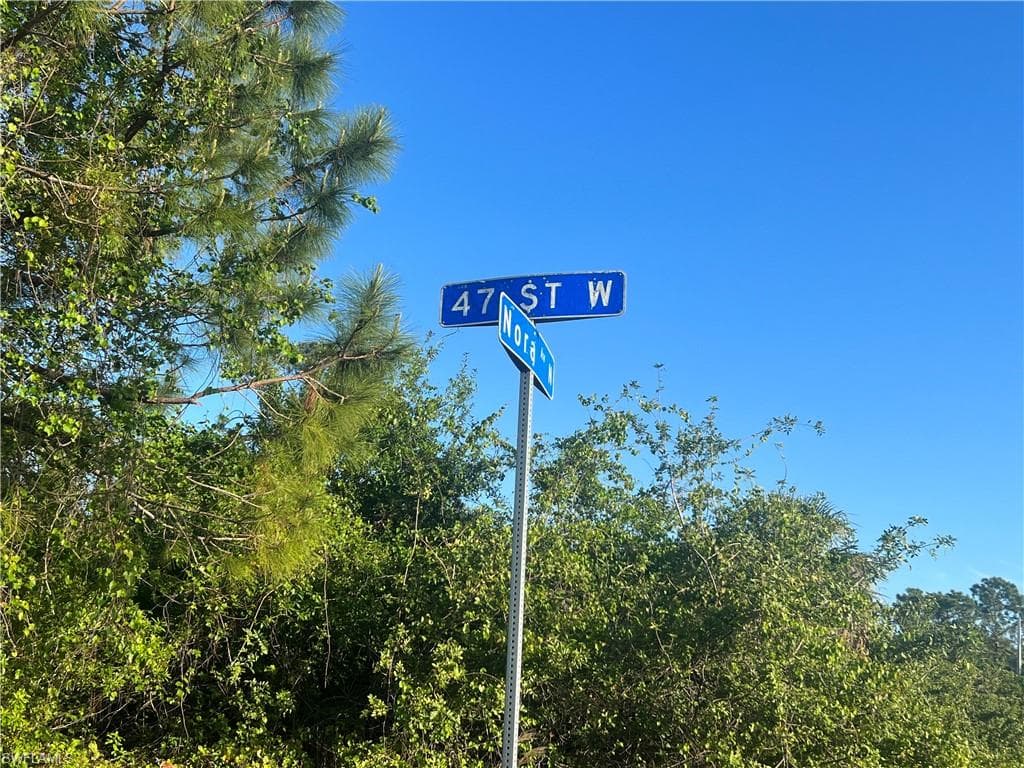 3105 47th ST W LEHIGH ACRES, FL 33971