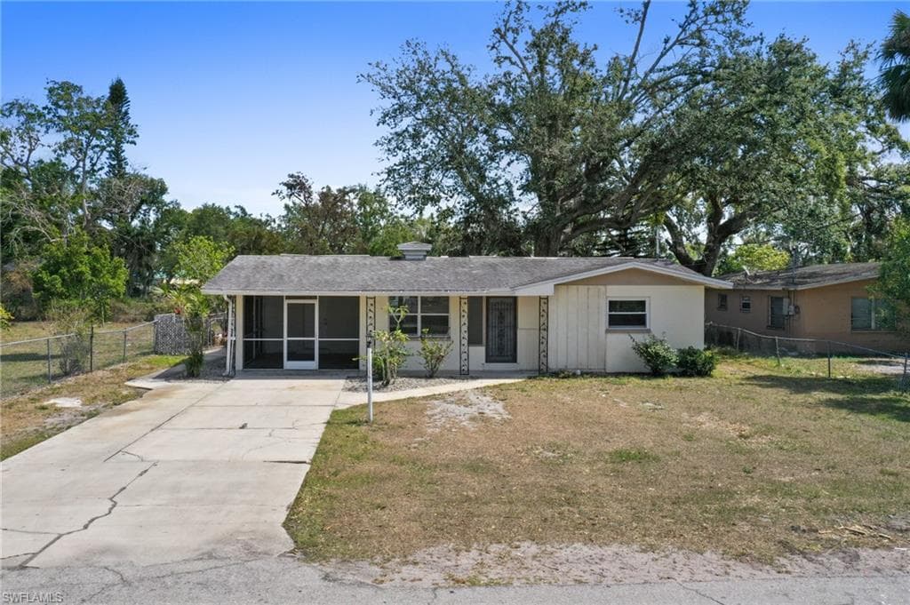865 Van Buren ST FORT MYERS, FL 33916