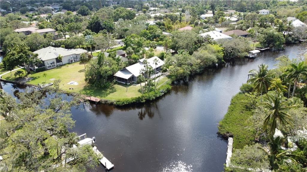 27254 Tennessee ST BONITA SPRINGS, FL 34135