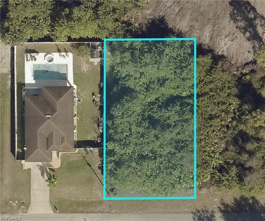 3012 3rd ST SW LEHIGH ACRES, FL 33976