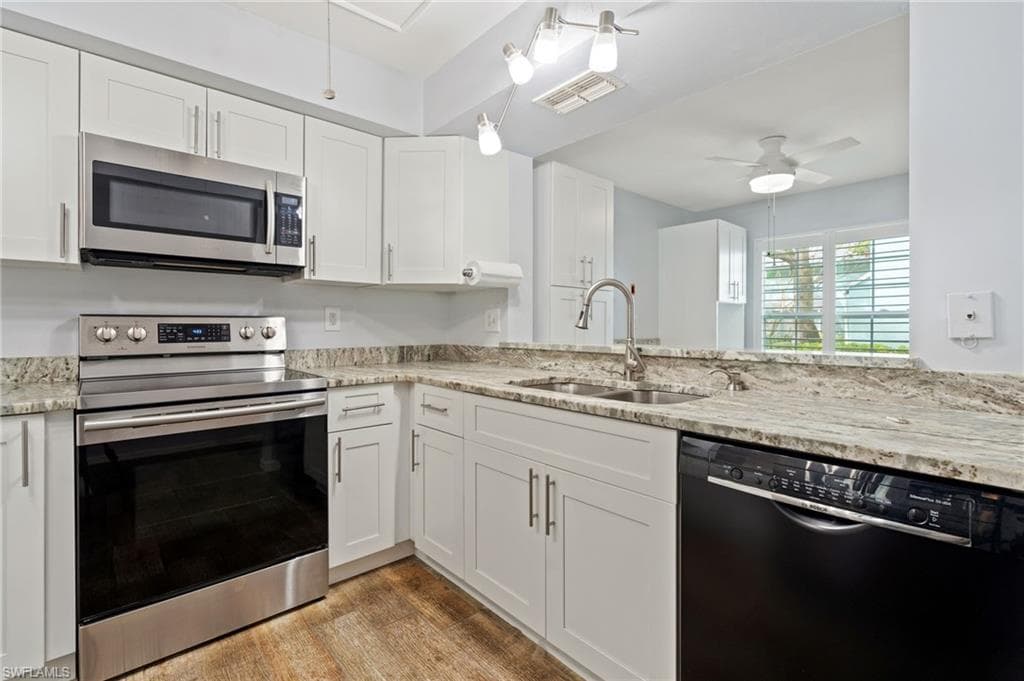 28260 Pine Haven WAY 84 BONITA SPRINGS, FL 34135