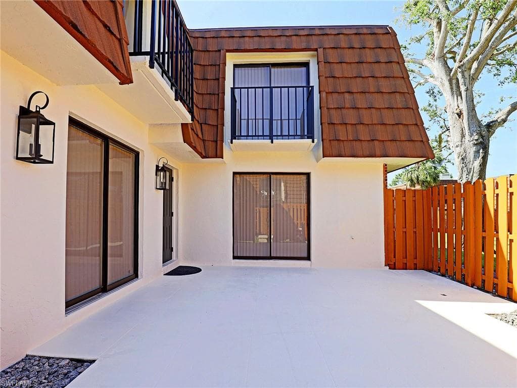 1448 Park Shore CIR 3 FORT MYERS, FL 33901