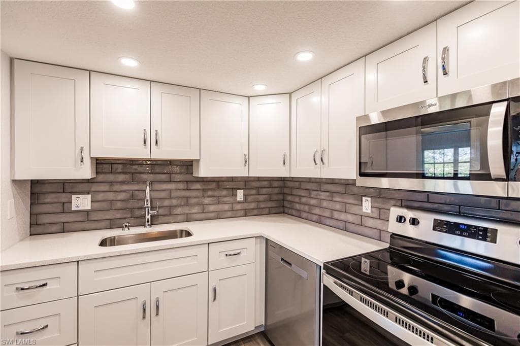 3704 Broadway 306 FORT MYERS, FL 33901