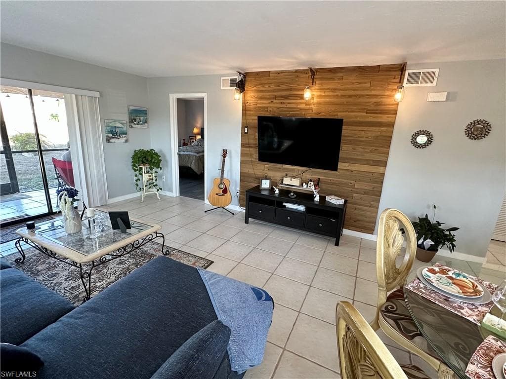 309 Nicholas PKWY W 101 CAPE CORAL, FL 33991