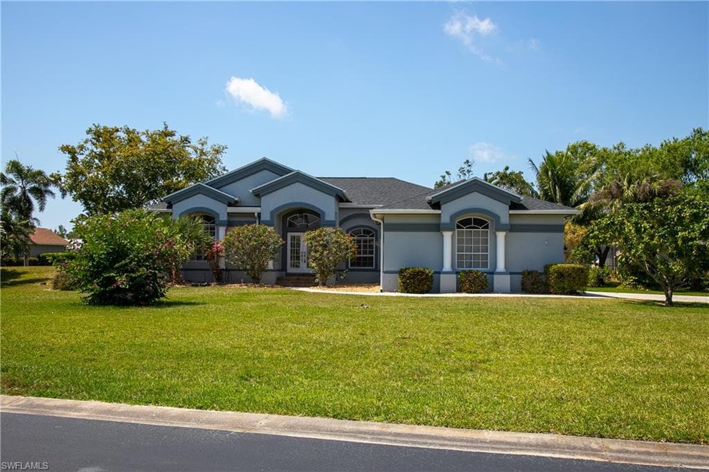 15360 Blackhawk DR FORT MYERS, FL 33912