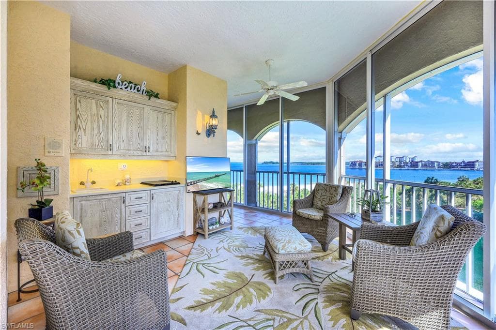 3000 Royal Marco WAY 3-521 MARCO ISLAND, FL 34145