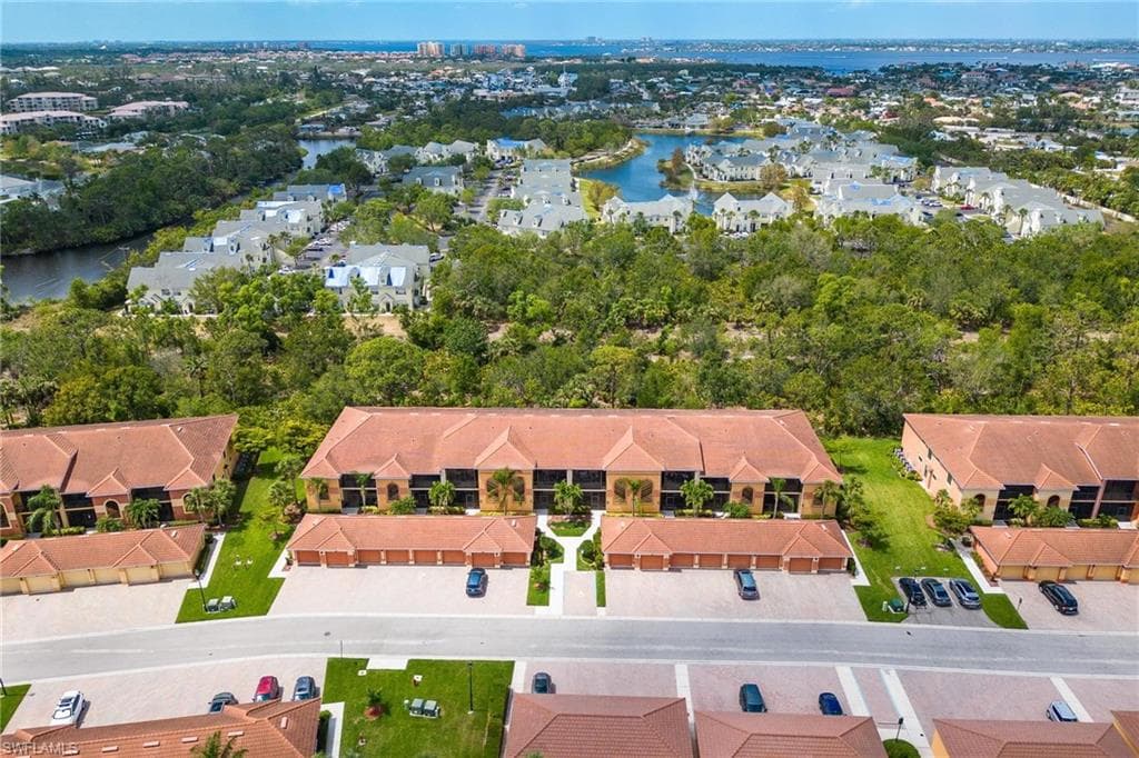 13761 Julias WAY W 314 FORT MYERS, FL 33919
