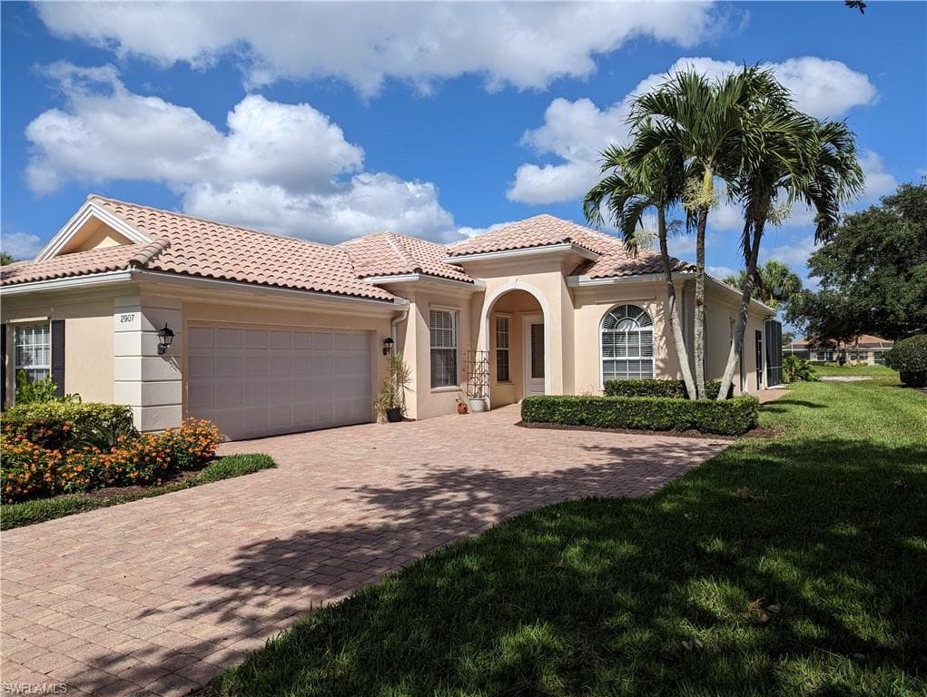 2907 Gilford WAY NAPLES, FL 34119