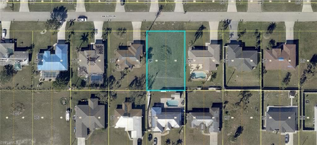 1624 SW 12th LN CAPE CORAL, FL 33991