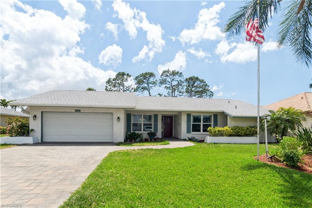 9905 Treasure Cay LN BONITA SPRINGS, FL 34135
