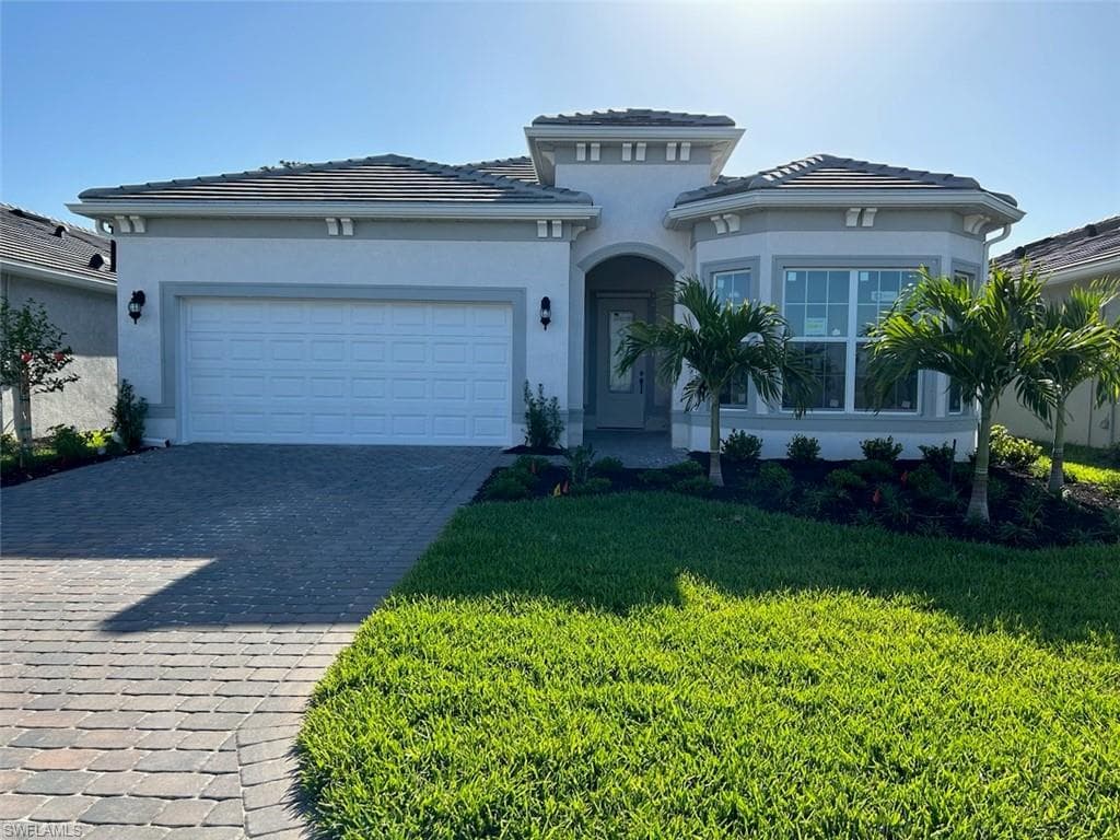 17574 Winding Oak LN NORTH FORT MYERS, FL 33917