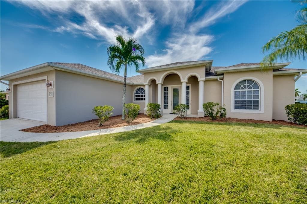 1518 SW 13th TER CAPE CORAL, FL 33991
