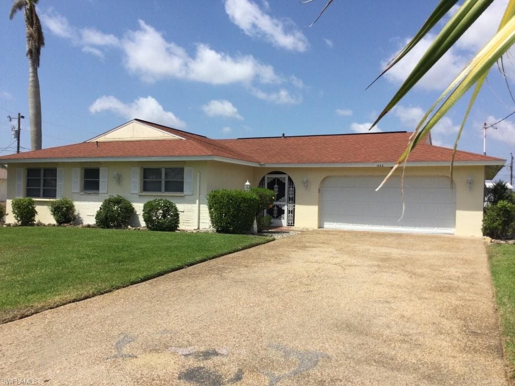 511 33rd ST CAPE CORAL, FL 33904