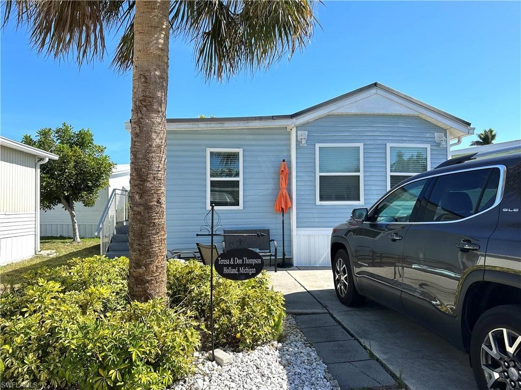 4670 Lafayette LN W ESTERO, FL 33928
