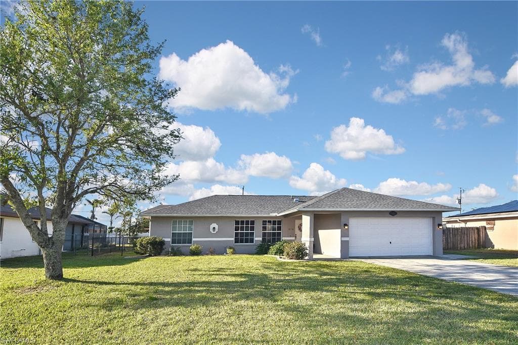416 SW 34th TER CAPE CORAL, FL 33914