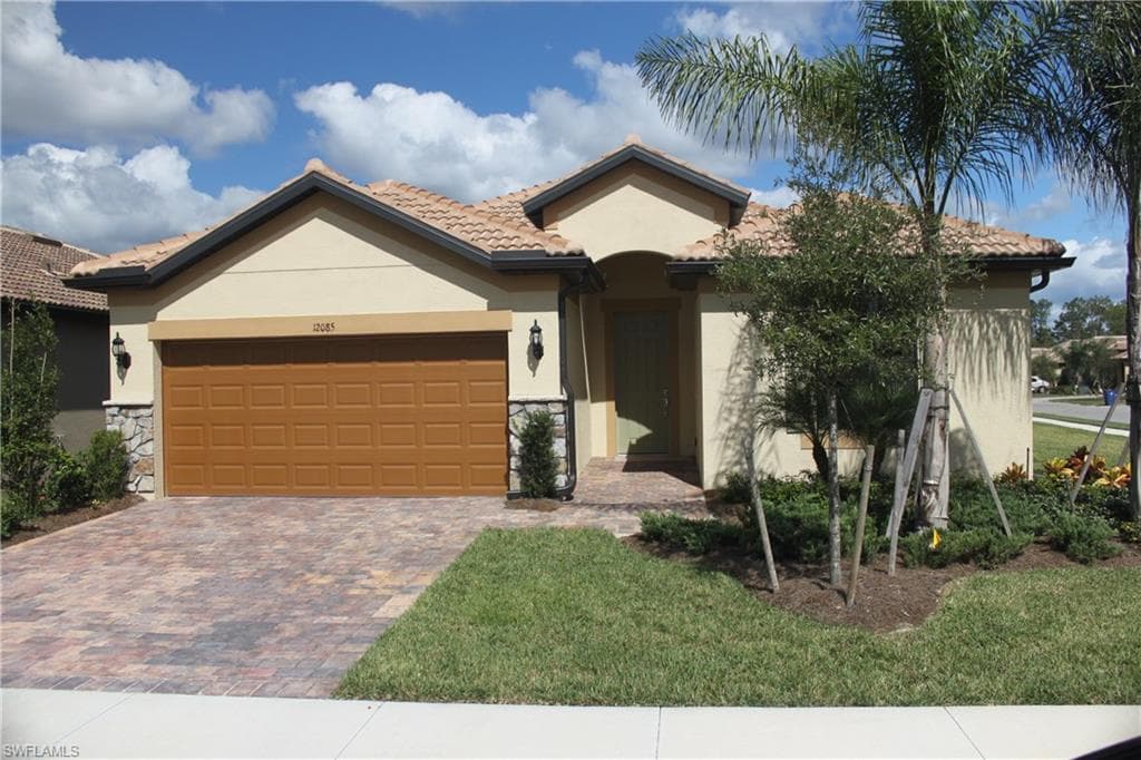 12085 Winfield CIR FORT MYERS, FL 33966