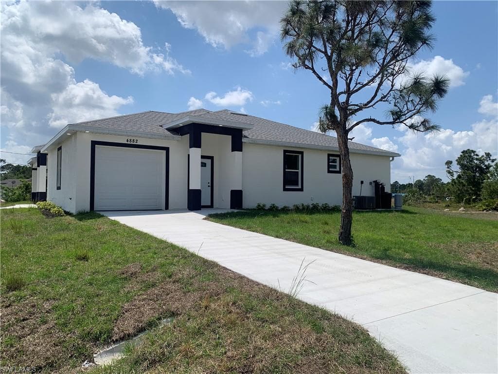 4882 Golfview BLVD LEHIGH ACRES, FL 33973
