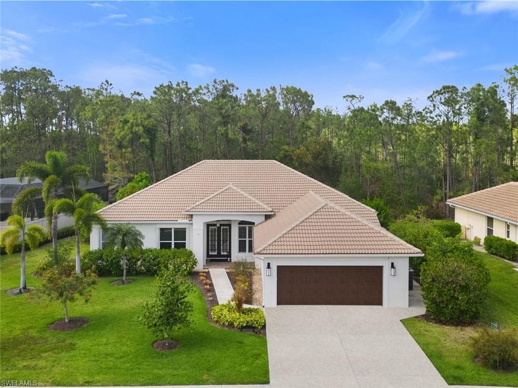 8117 Lowbank DR NAPLES, FL 34109
