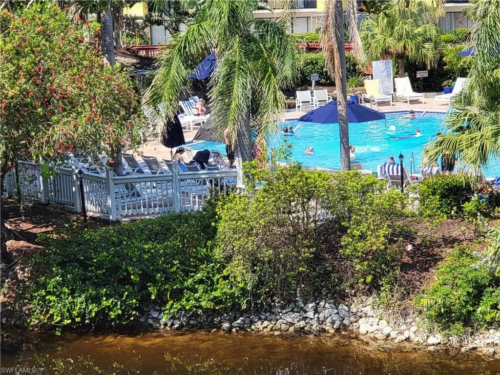 600 Neapolitan WAY 344 NAPLES, FL 34103