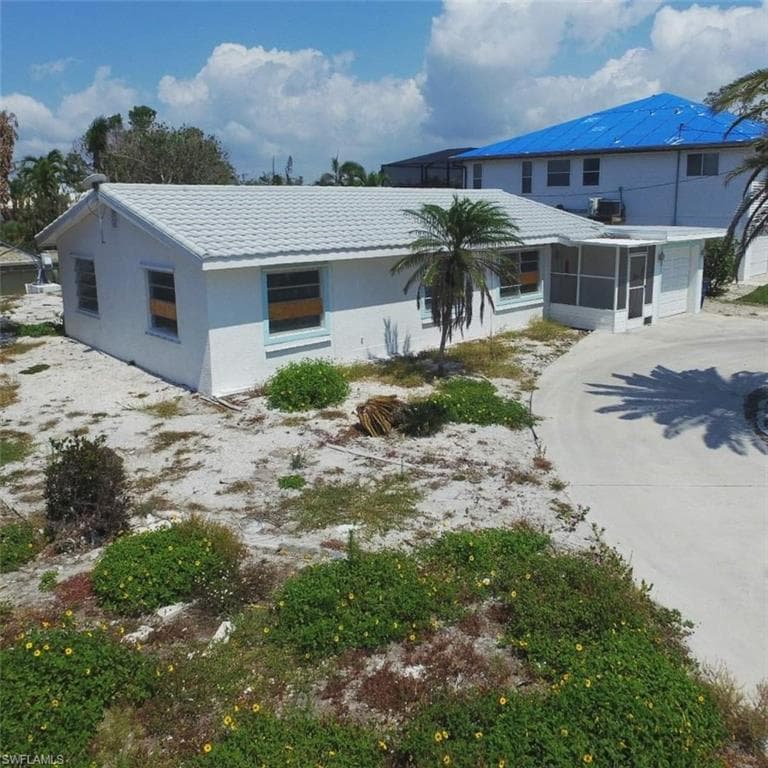 331 Washington CT FORT MYERS BEACH, FL 33931
