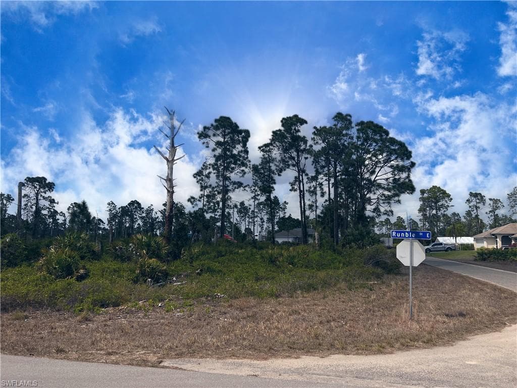 837 Runble ST E LEHIGH ACRES, FL 33974